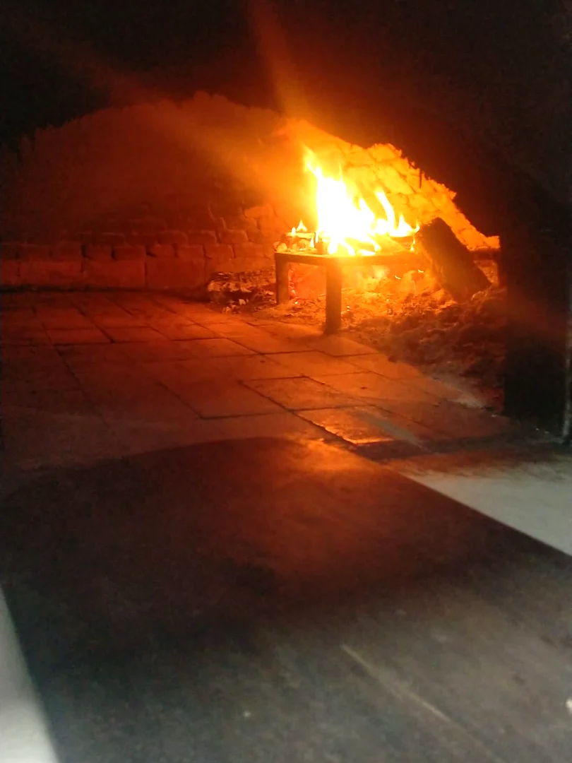 Pidora'nın odun ateşiyle yanan taş fırını